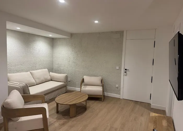 Medina Homes Deanes *